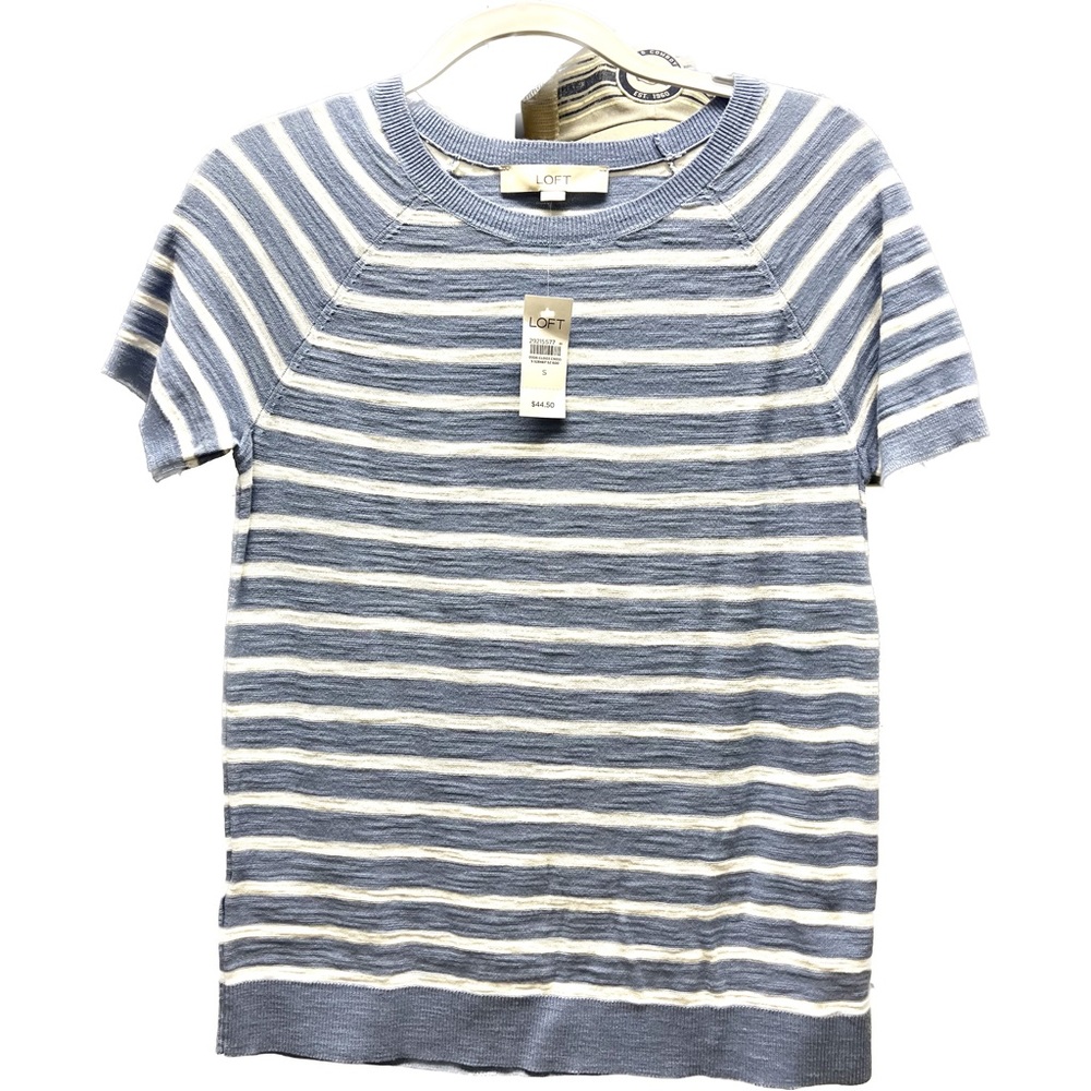 LOFT light/Carolina blue & white stripe top. Small. NWT